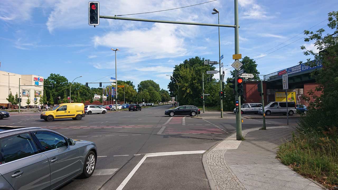 Kreuzung Adlergestell Ecke Köpenicker Straße