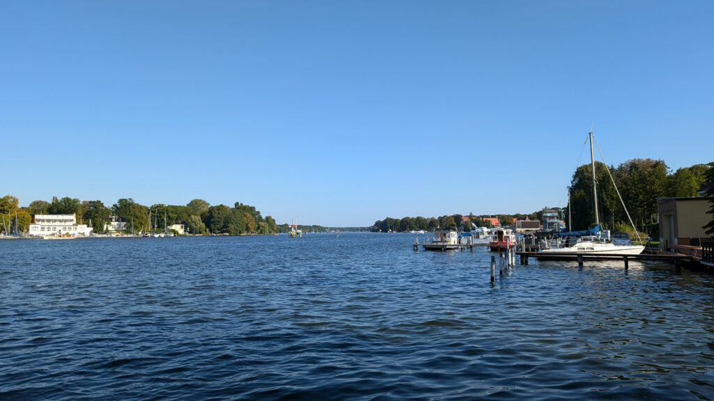 Blick auf die Dahme in Grünau 02 - Köpenick Info