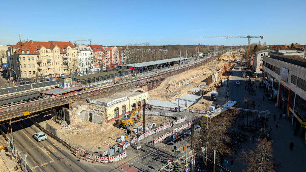 Bahnhof Köpenick als Treffpunkt für einen Kiezspaziergang