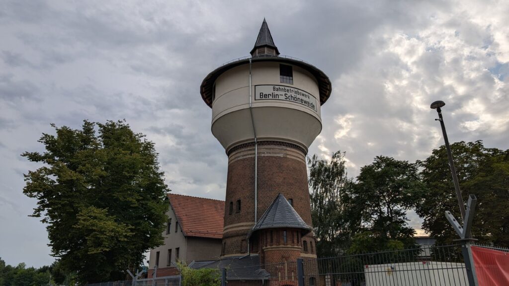 Wasserturm des Bahnbetriebswerks Berlin-Schöneweide